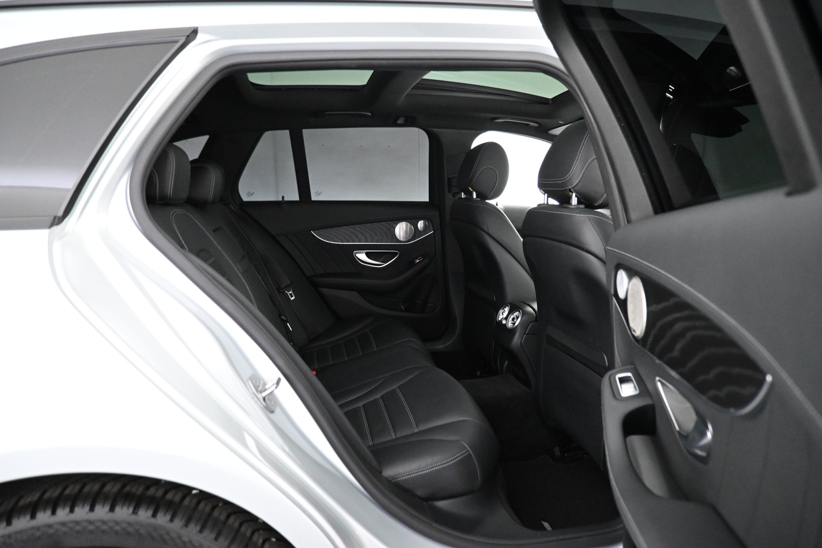 MERCEDES-BENZ C 2019