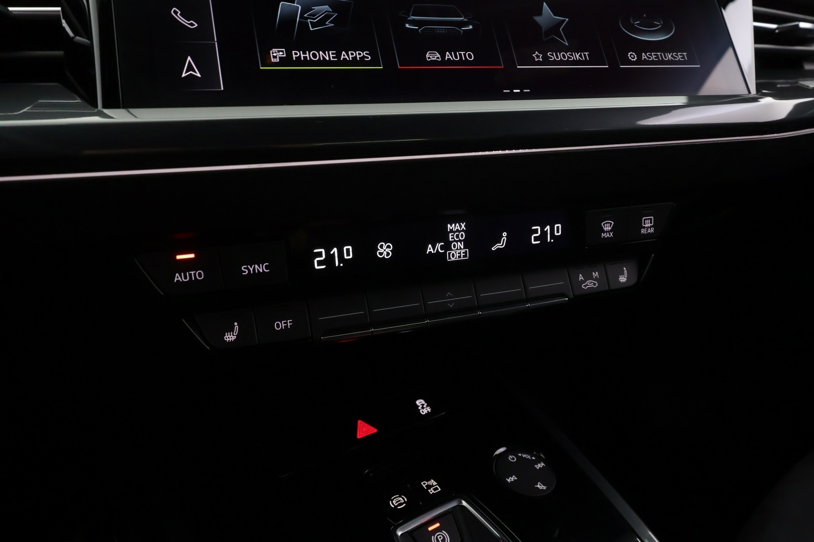 AUDI Q4 e-tron 2024