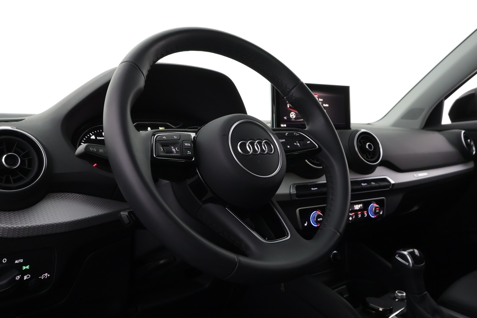 AUDI Q2 2023