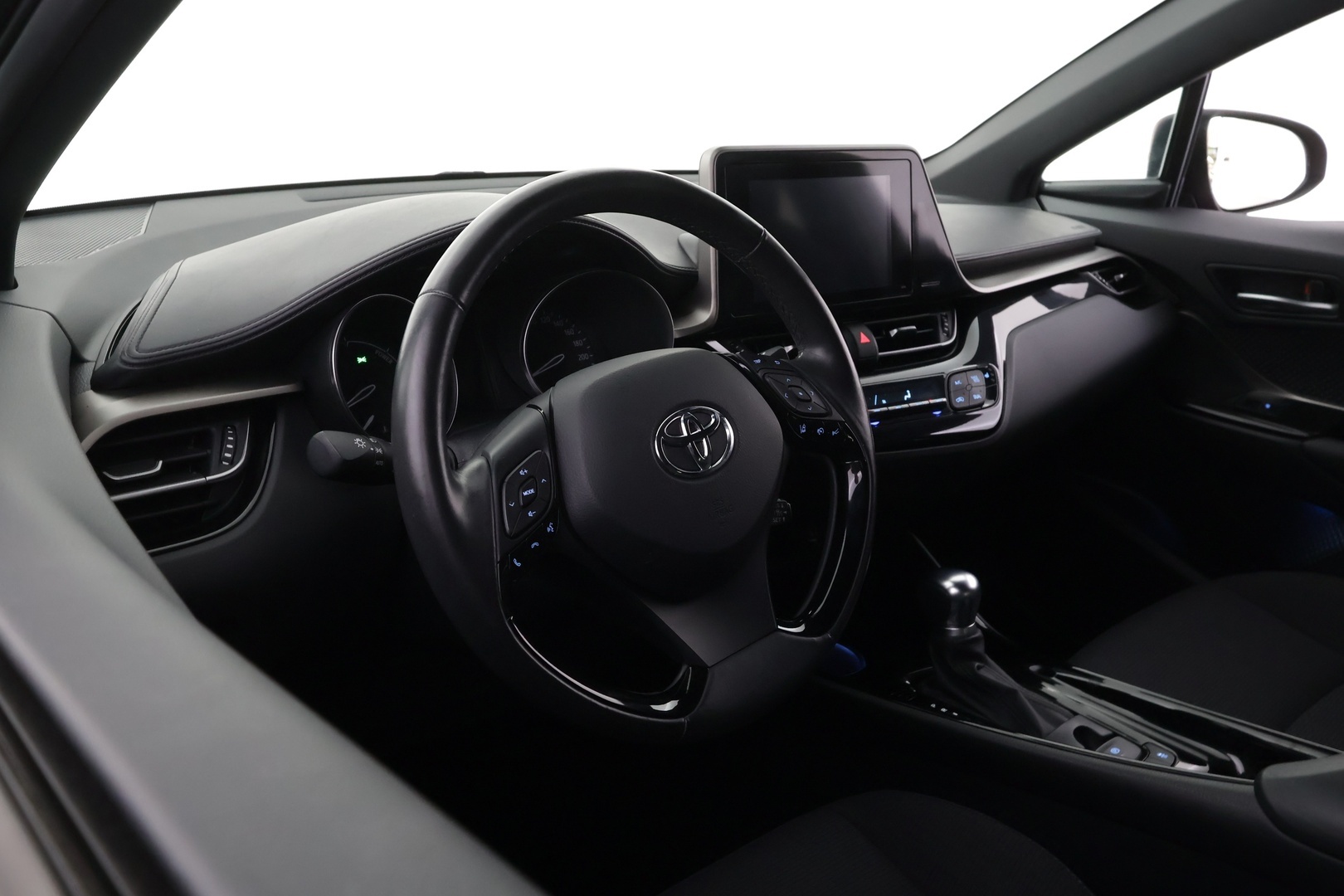 TOYOTA C-HR 2019