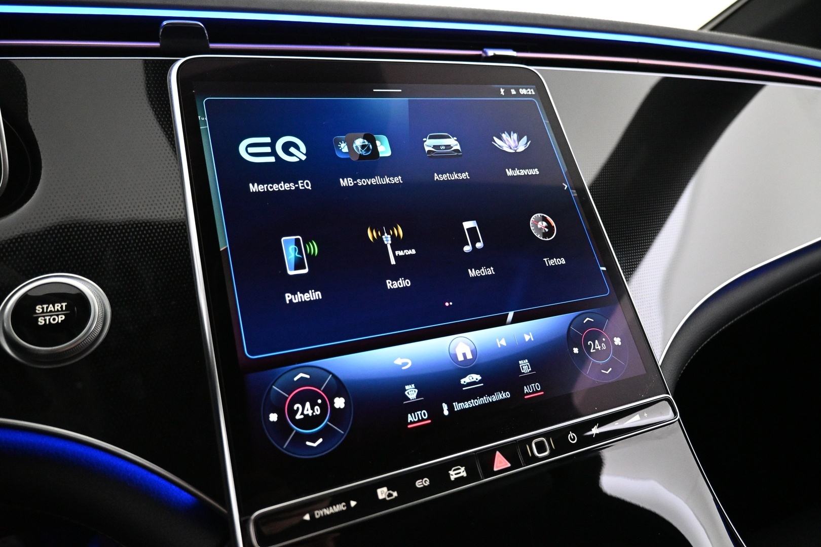 MERCEDES-BENZ EQE 2024