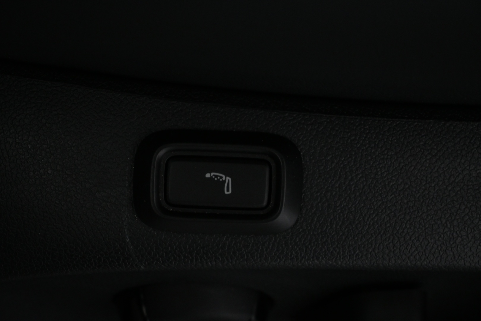 VOLKSWAGEN Passat 2025