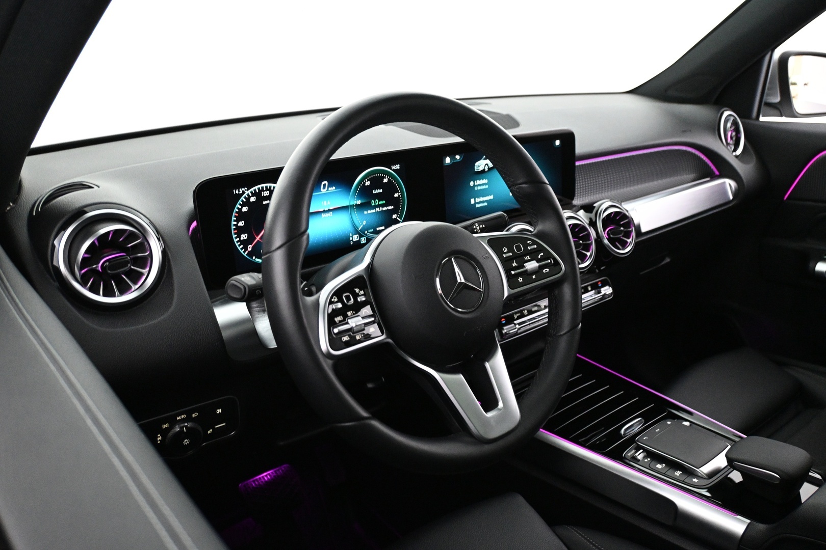 MERCEDES-BENZ EQB 2024