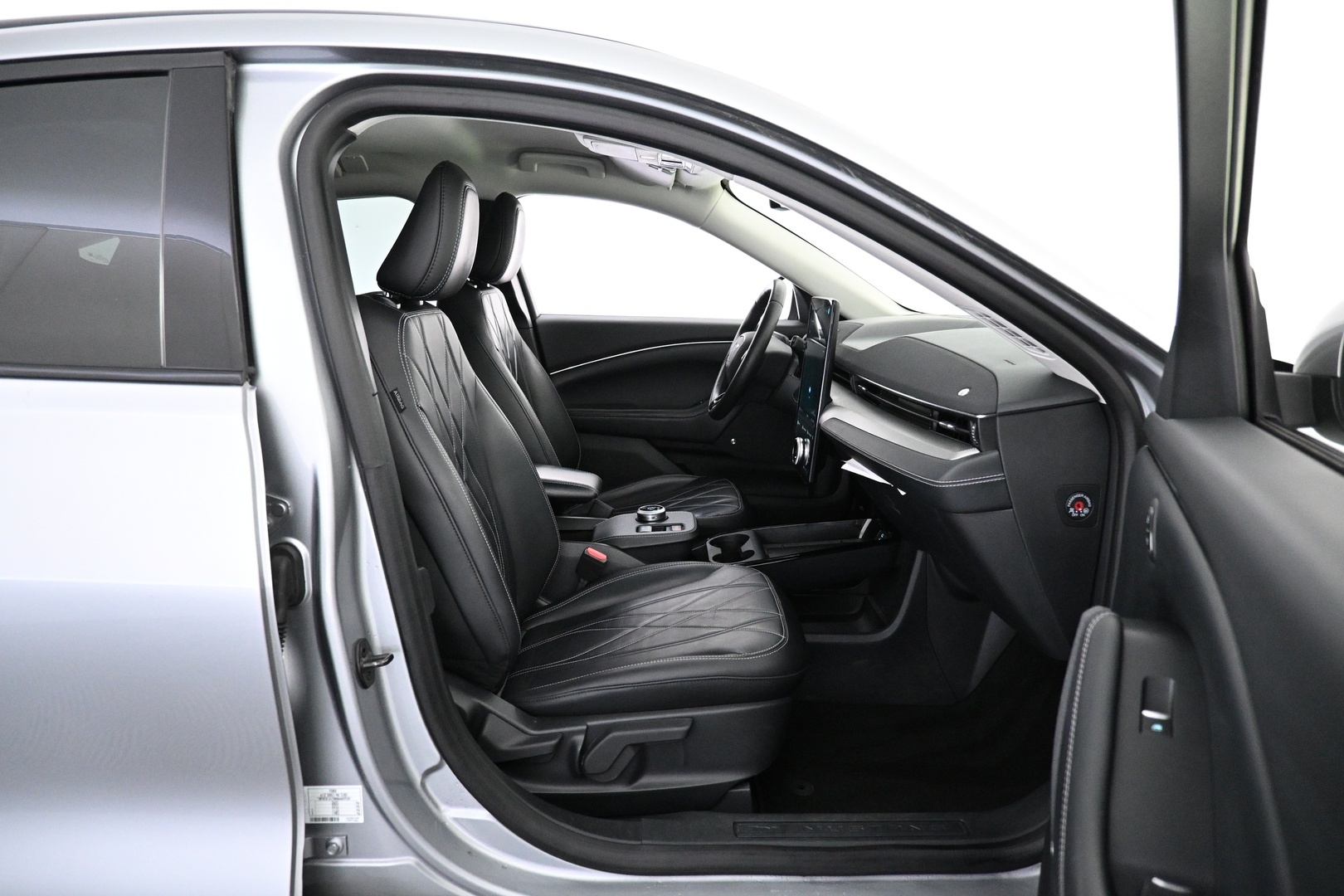 FORD Mustang Mach-E 2022