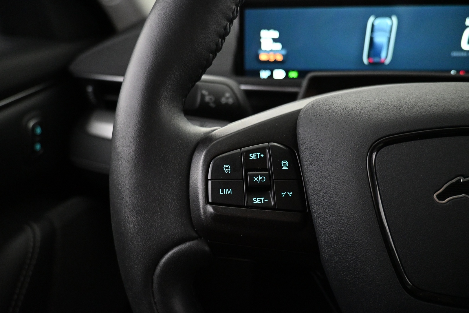 FORD Mustang Mach-E 2022