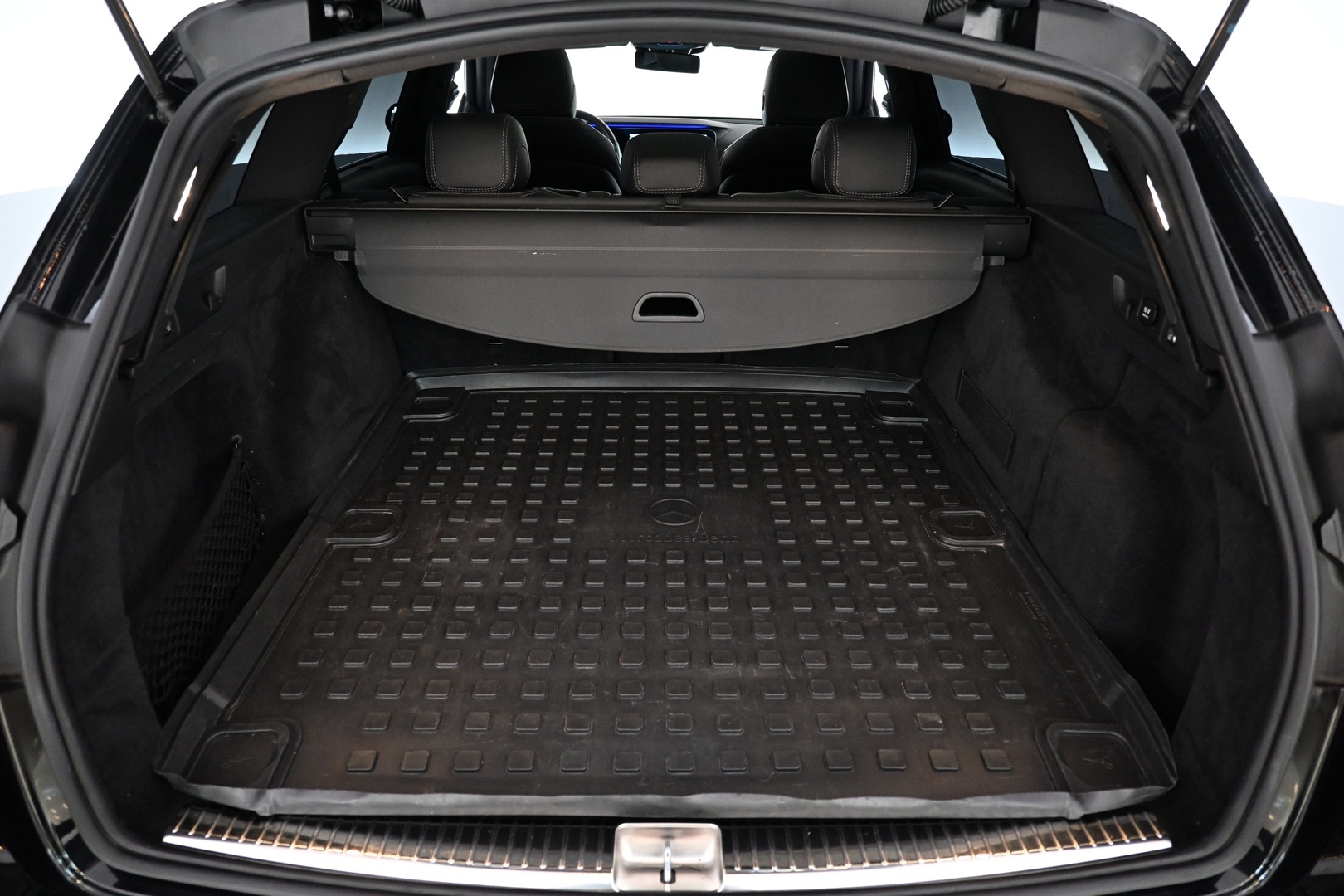 MERCEDES-BENZ E 2019