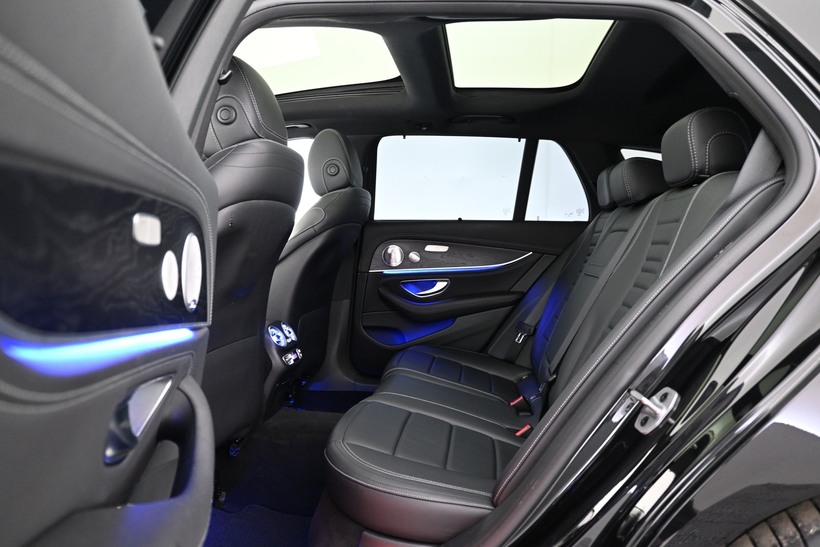 MERCEDES-BENZ E 2019