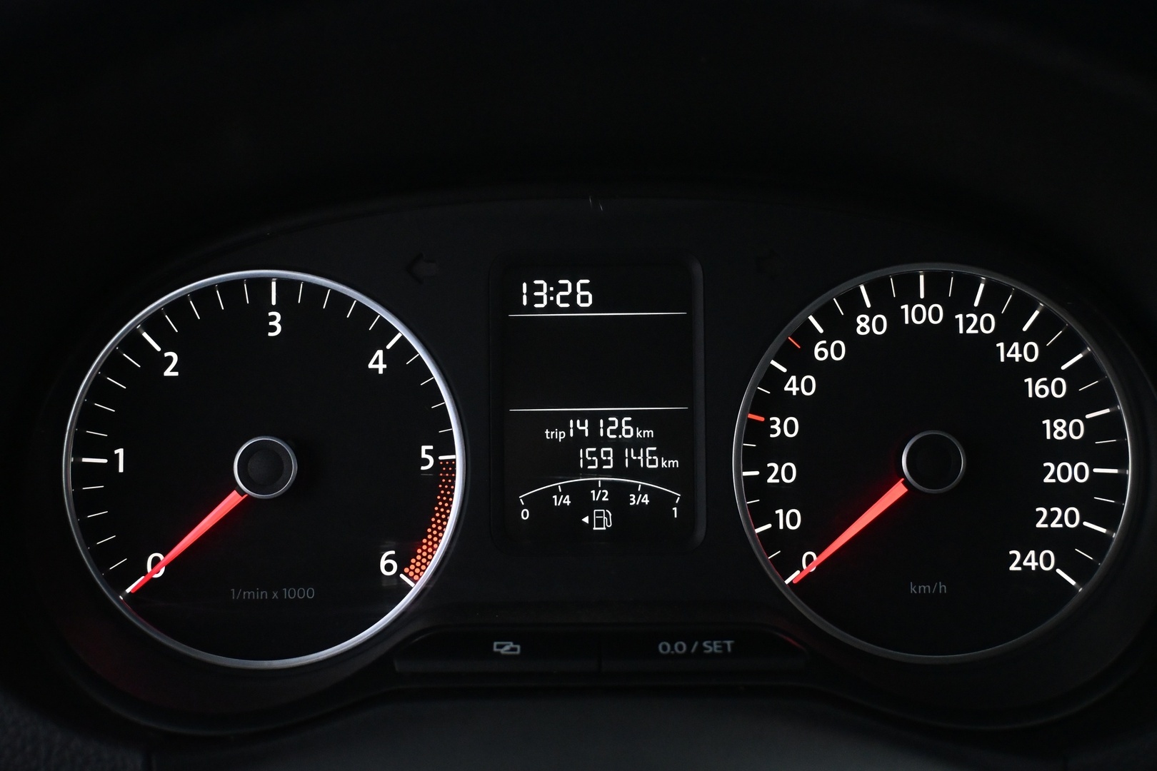 VOLKSWAGEN Amarok 2013
