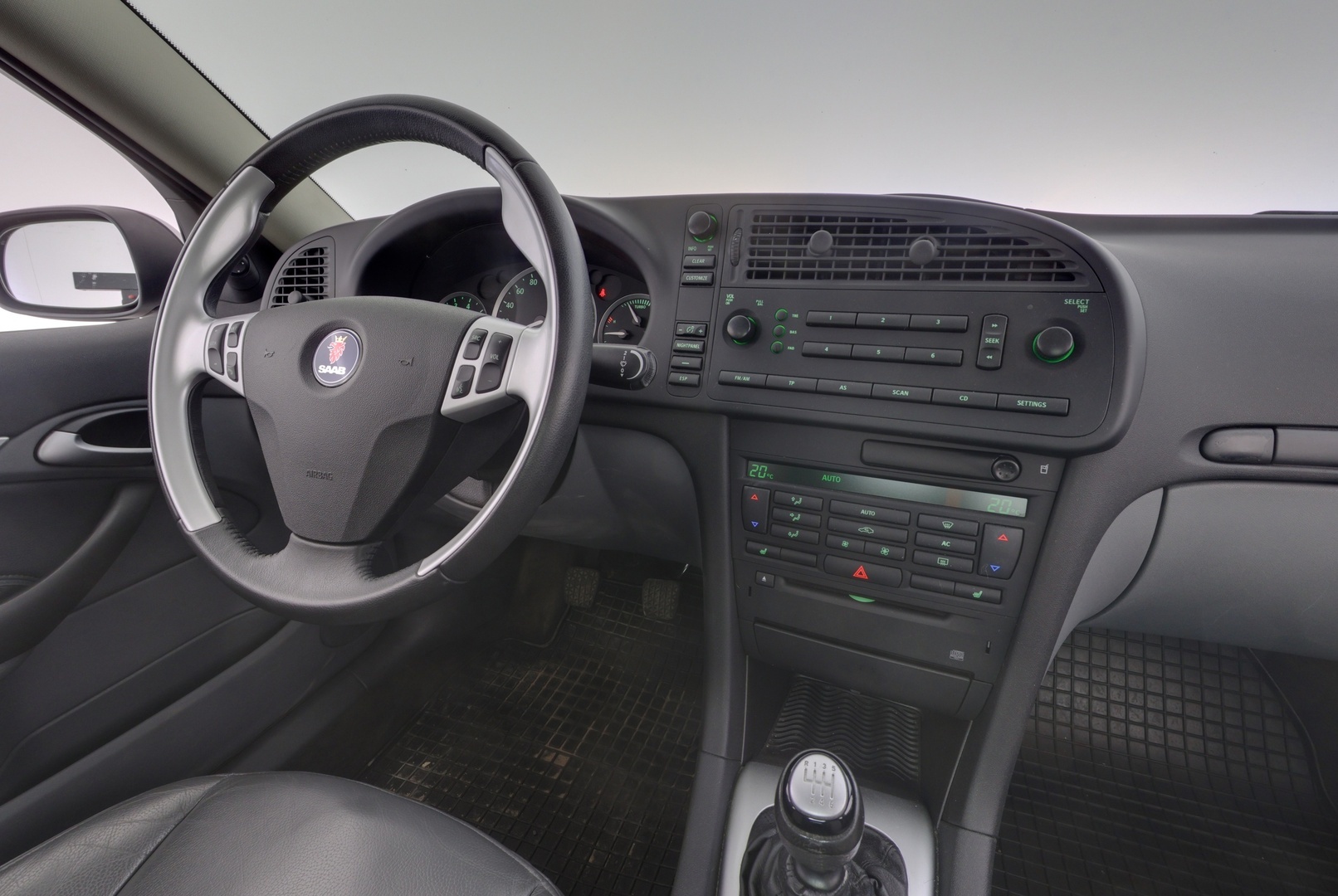 SAAB 9-3 2006