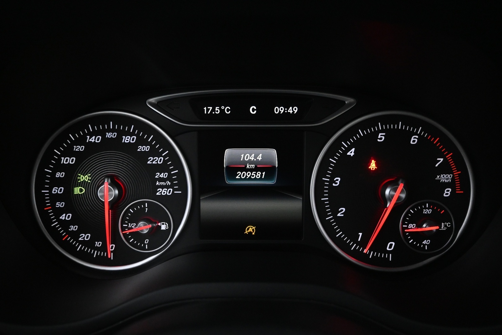 MERCEDES-BENZ B 2016