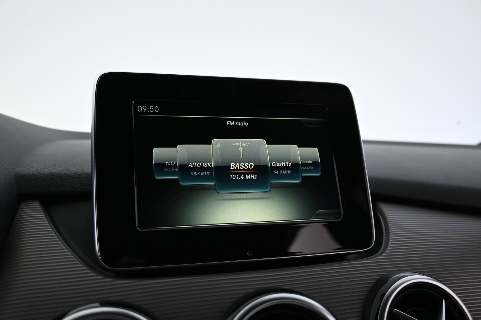 MERCEDES-BENZ B 2016