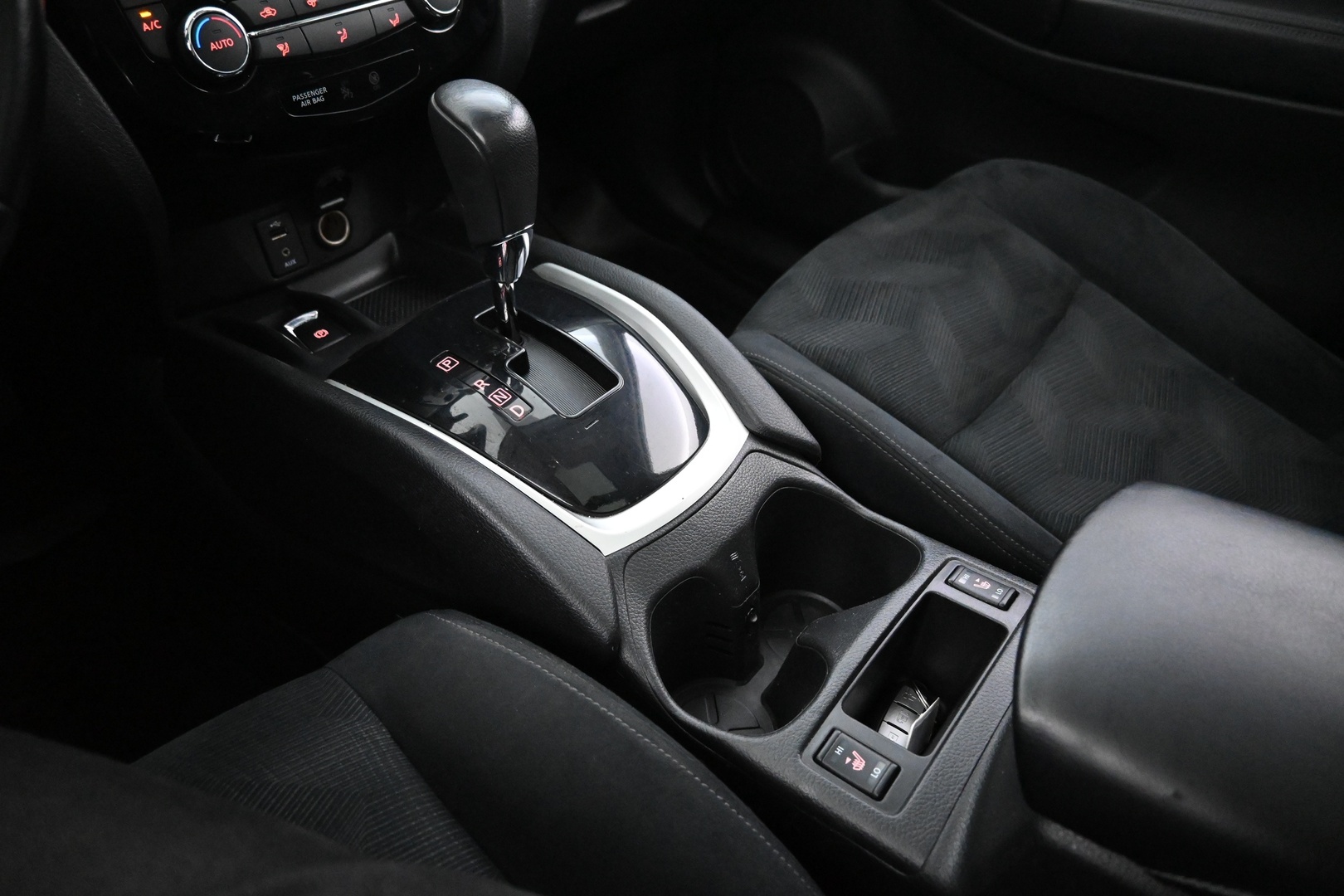 NISSAN X-Trail 2018