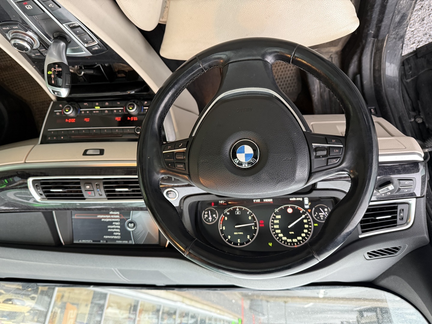 BMW 530 2012