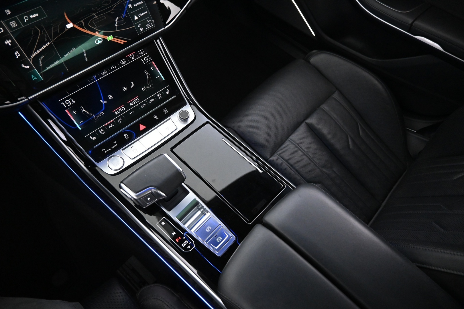 AUDI A8 2020