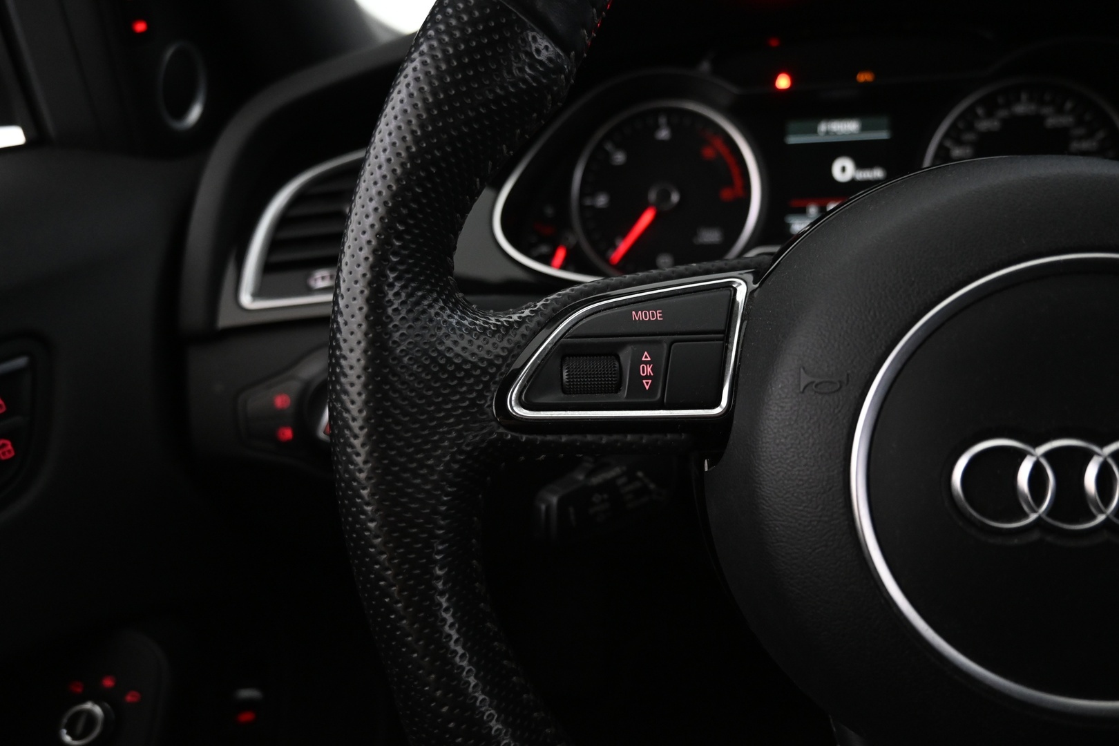 AUDI A4 2014