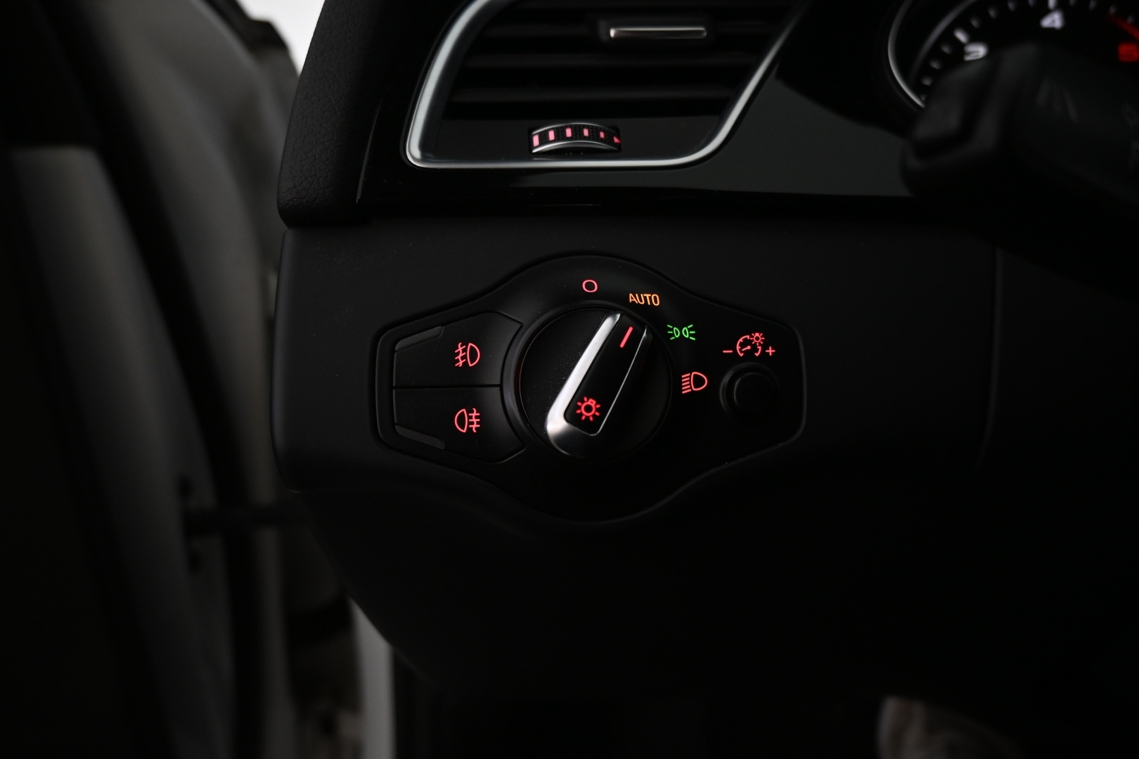 AUDI A4 2014
