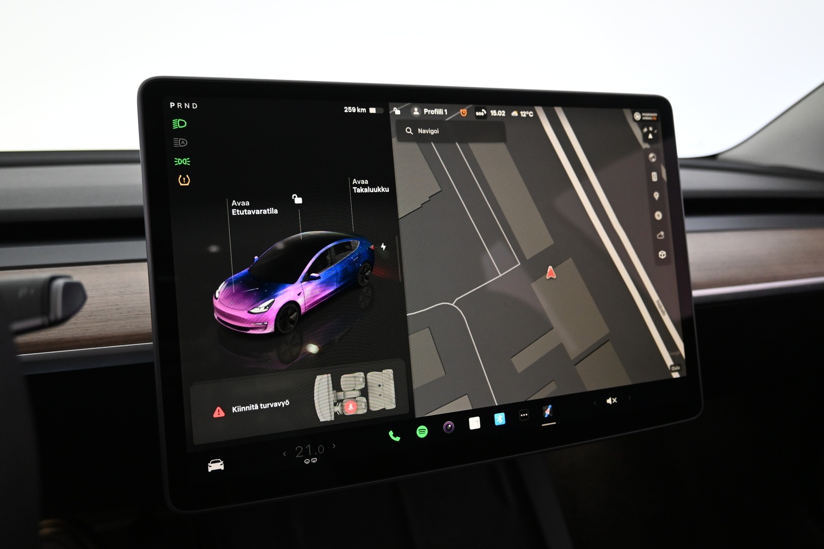 TESLA Model 3 2023