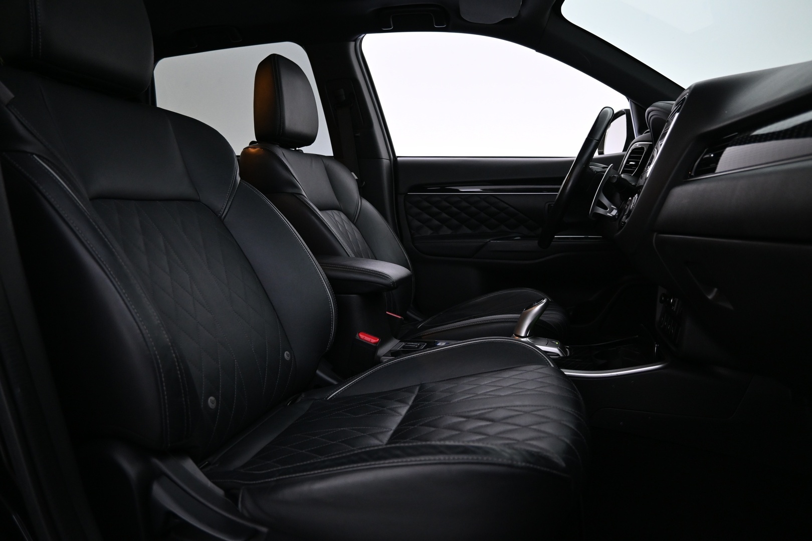 MITSUBISHI OUTLANDER PHEV 2019