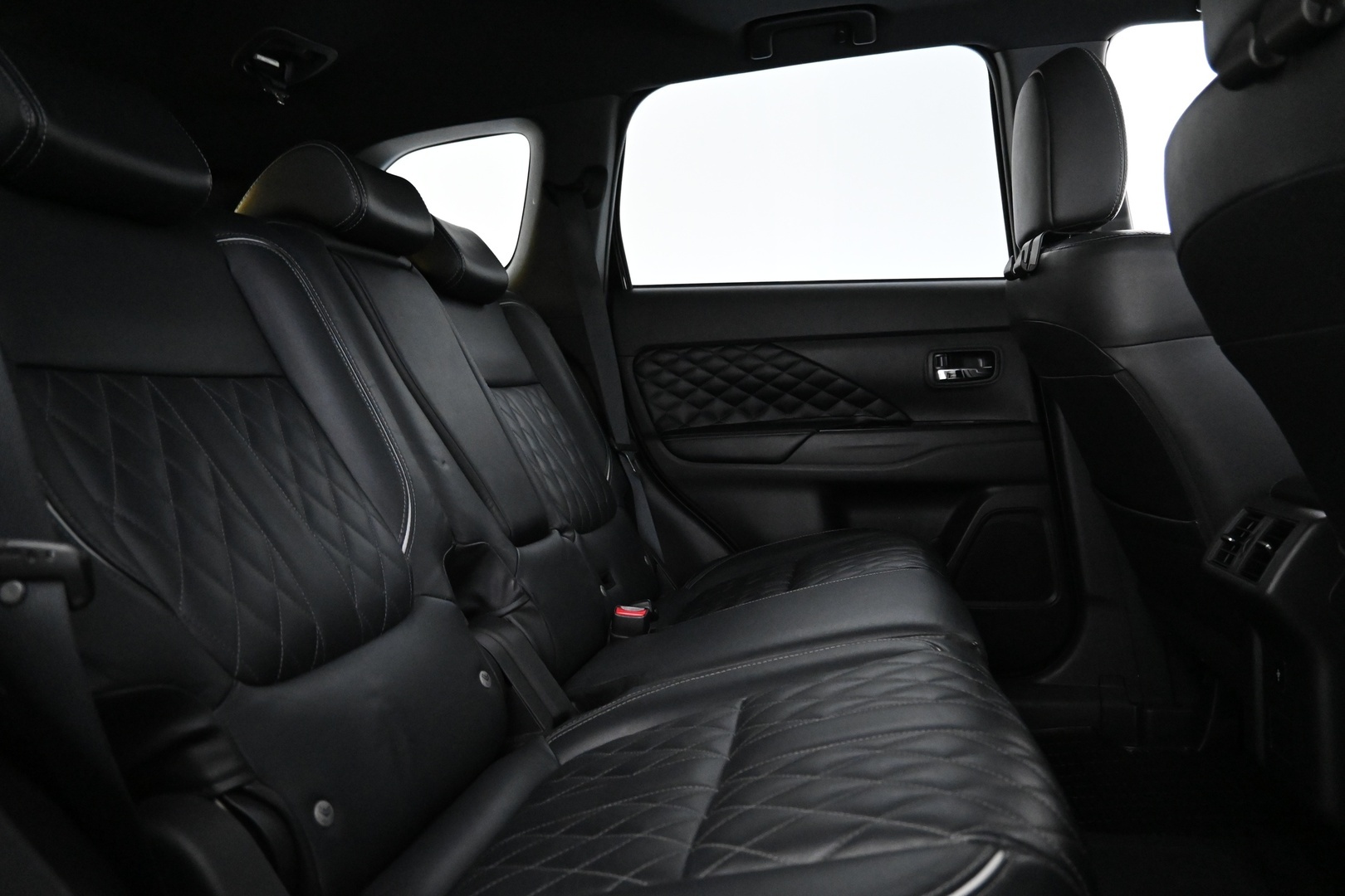 MITSUBISHI OUTLANDER PHEV 2019