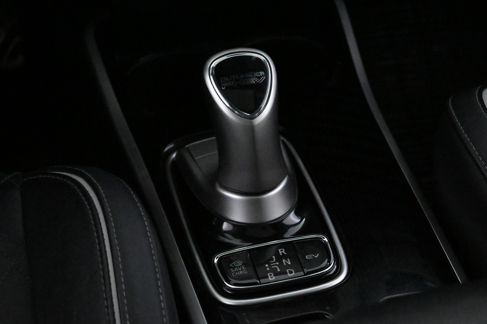 MITSUBISHI OUTLANDER PHEV 2019