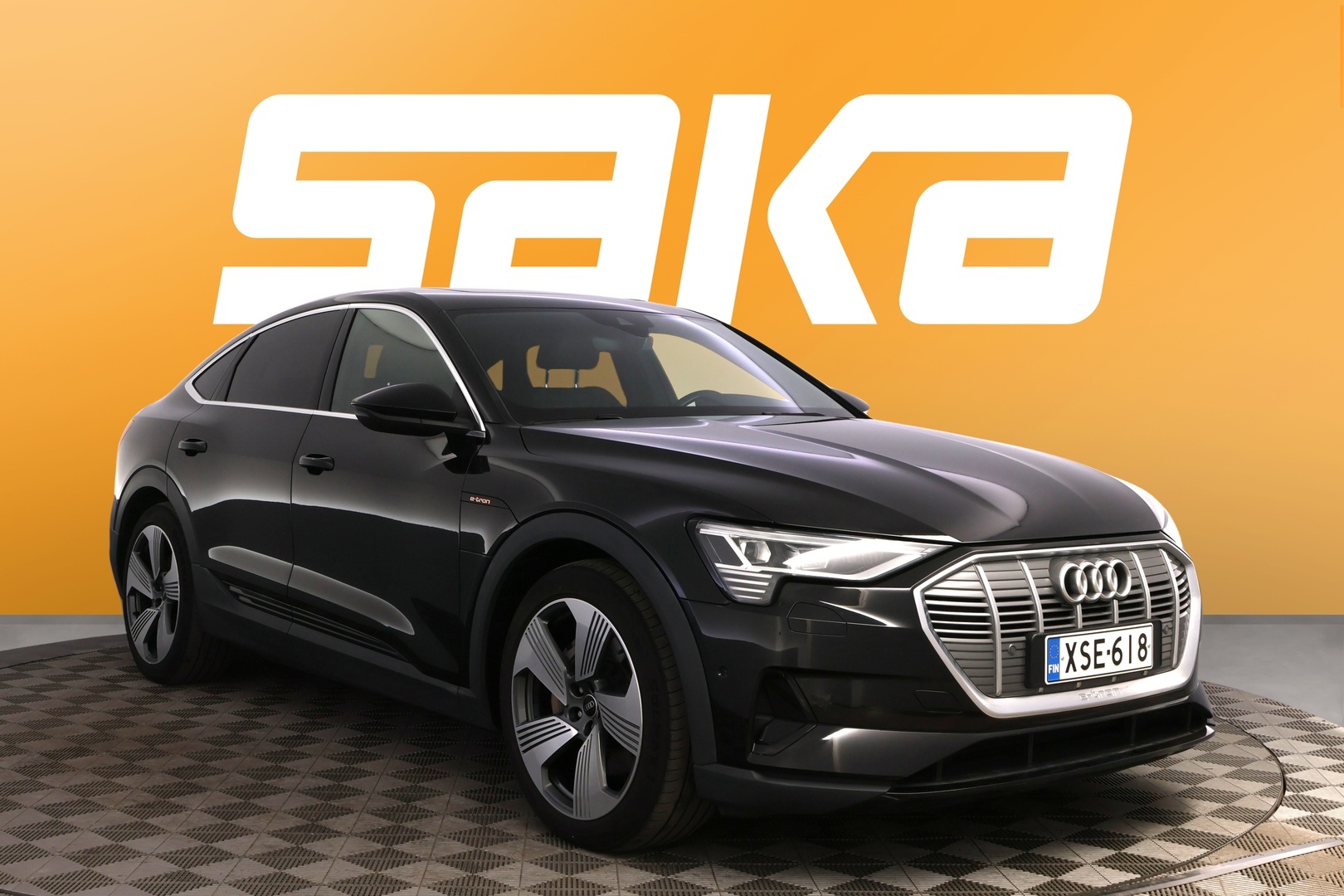 AUDI e-tron 2021