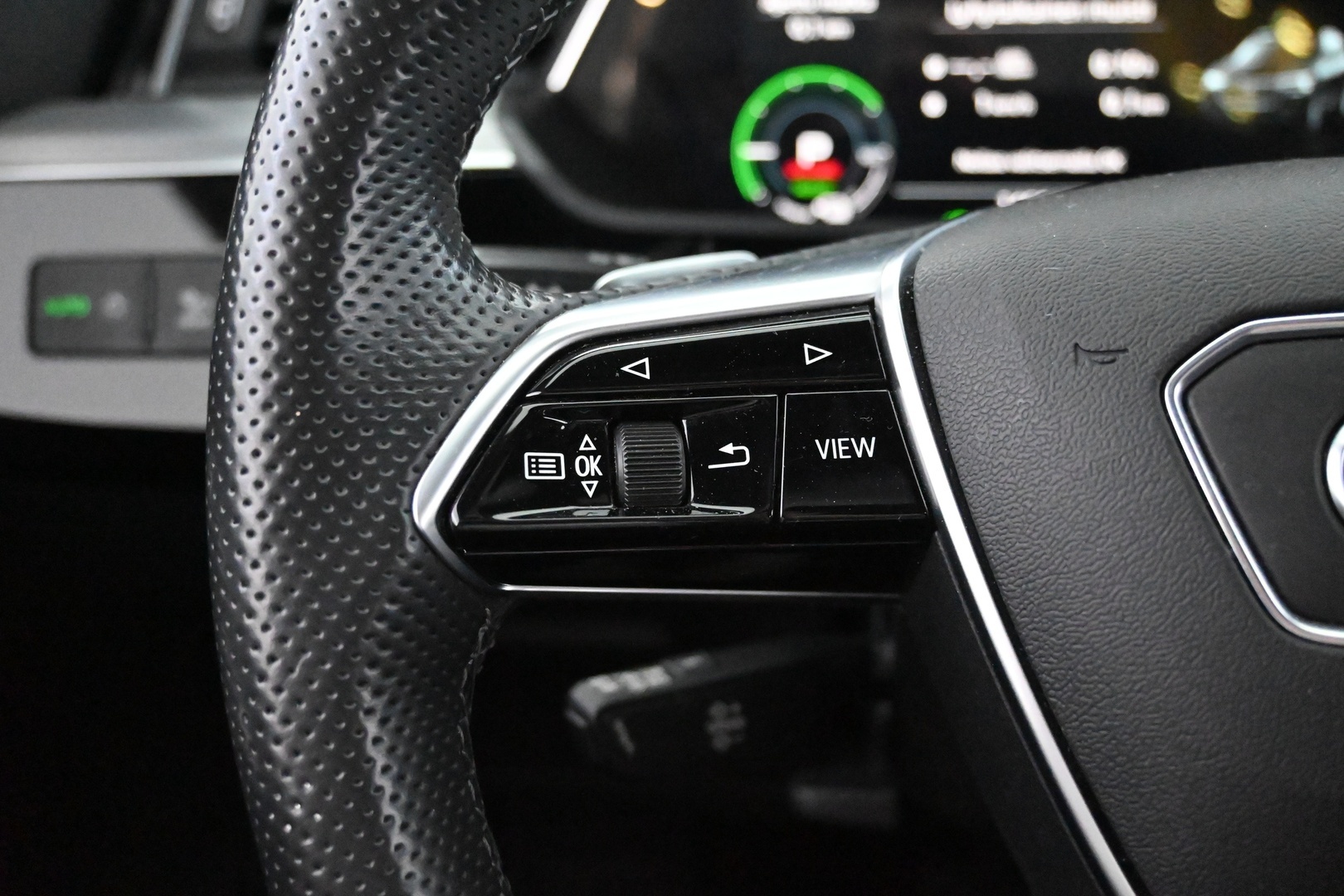 AUDI e-tron 2021