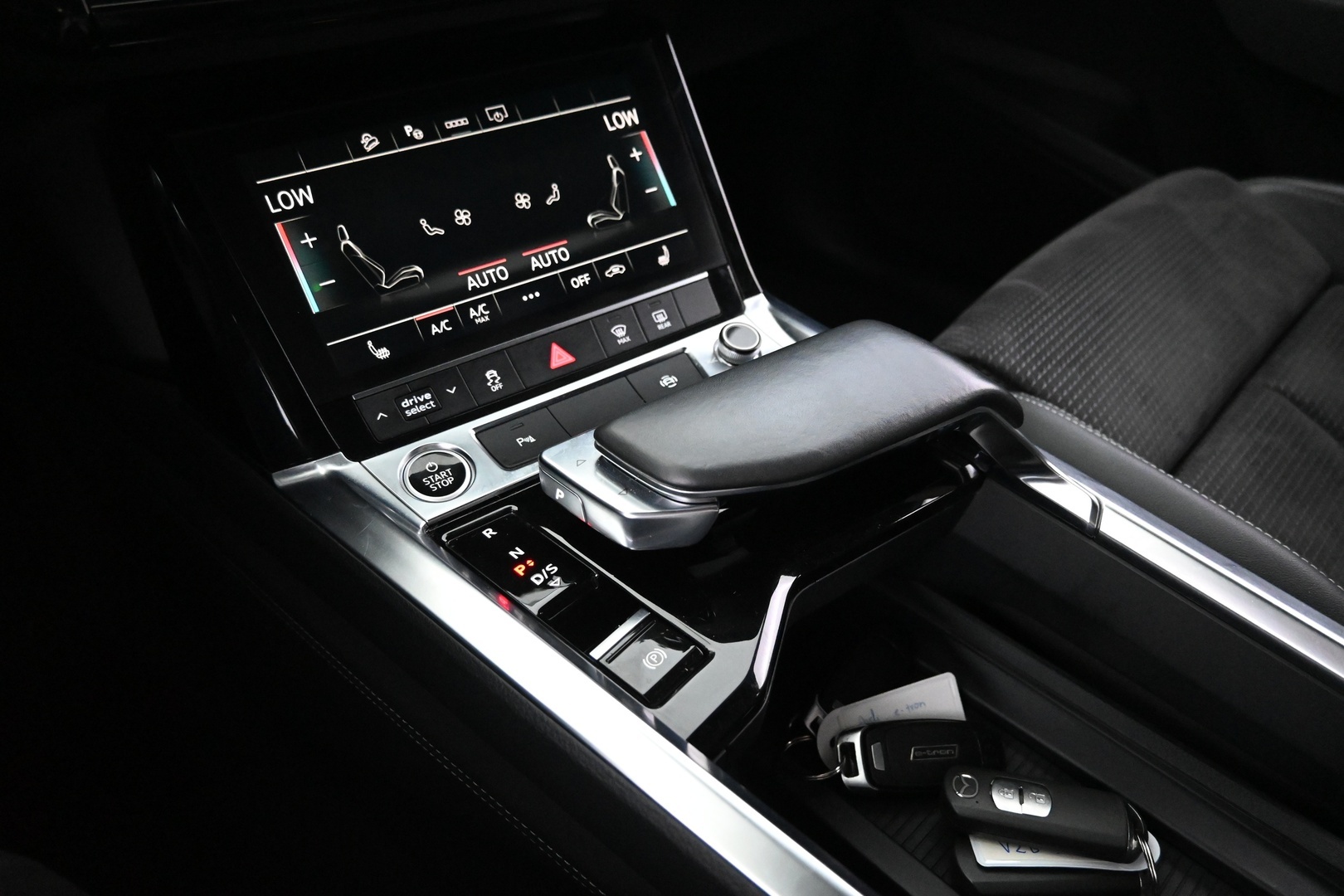 AUDI e-tron 2021