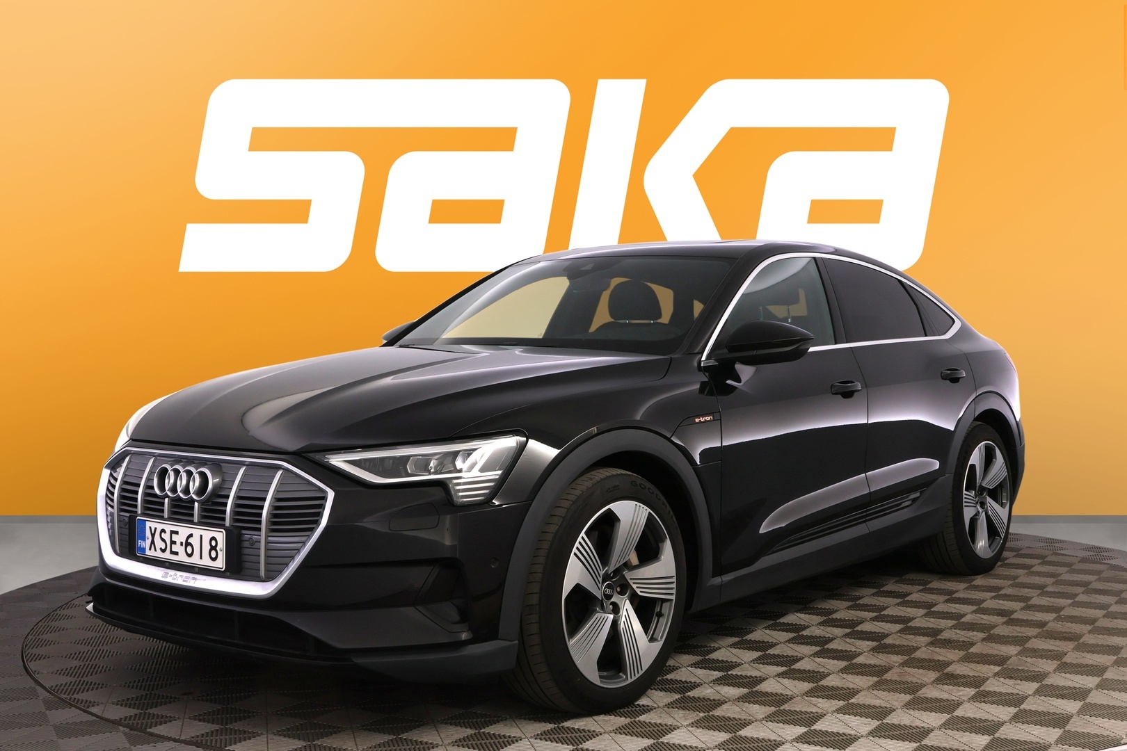 AUDI e-tron 2021