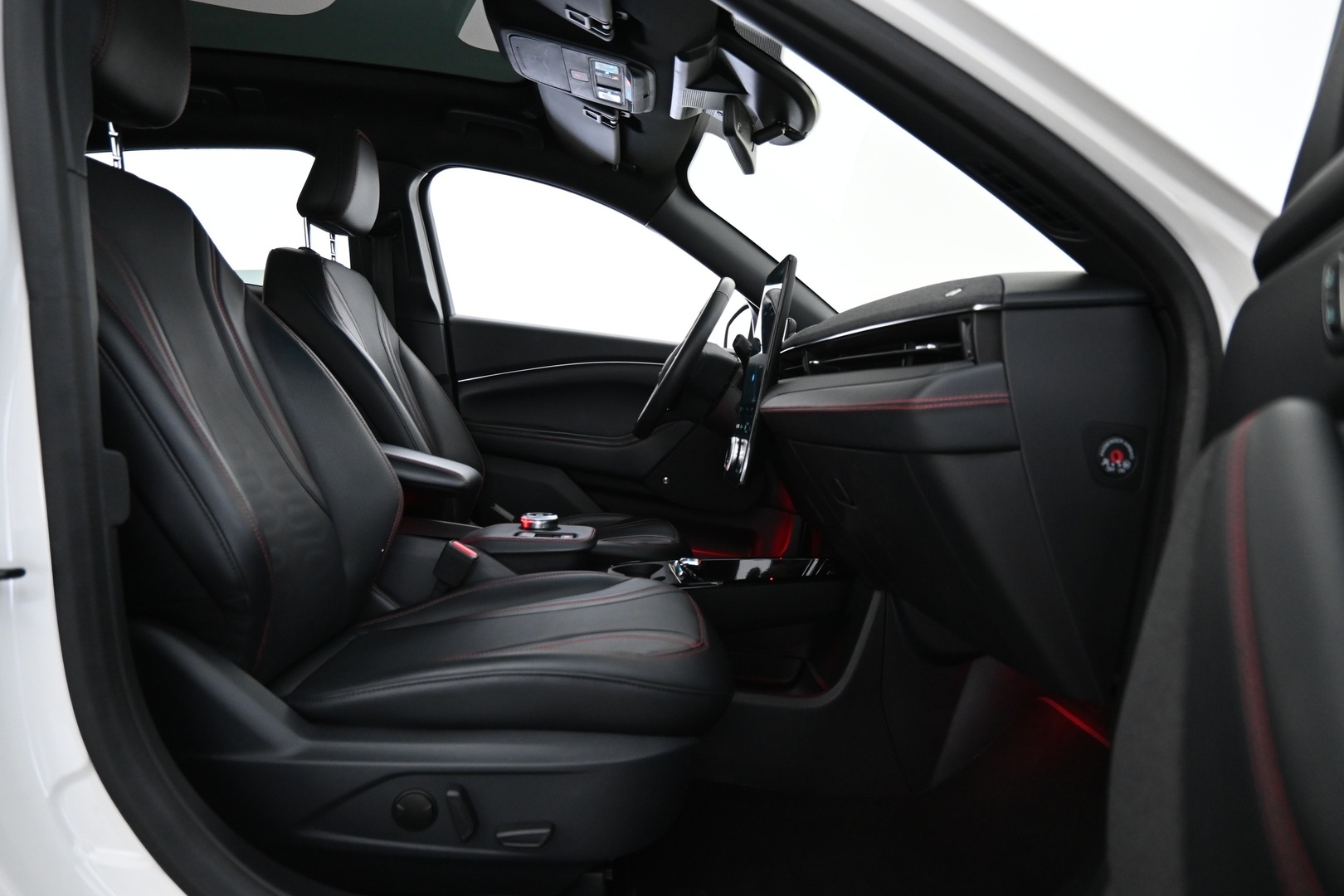 FORD Mustang Mach-E 2021