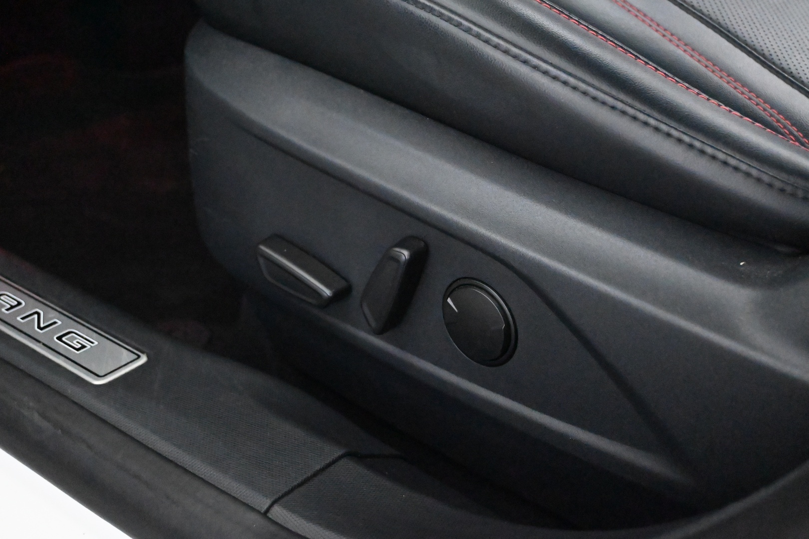 FORD Mustang Mach-E 2021