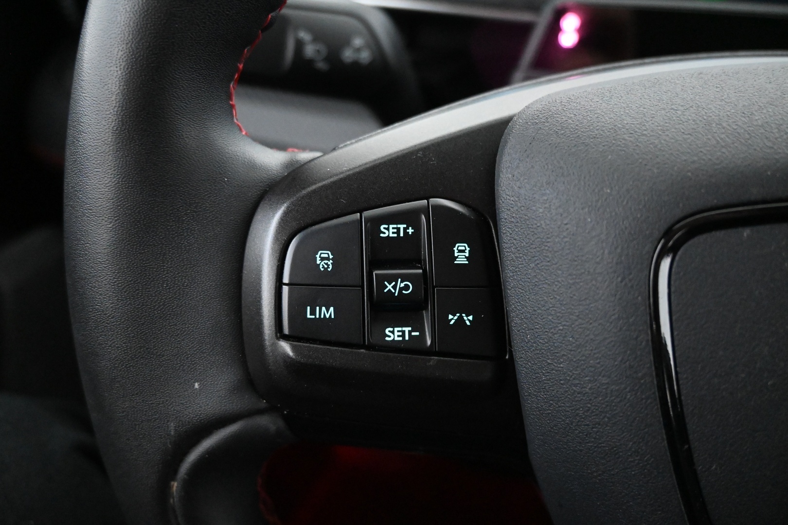 FORD Mustang Mach-E 2021