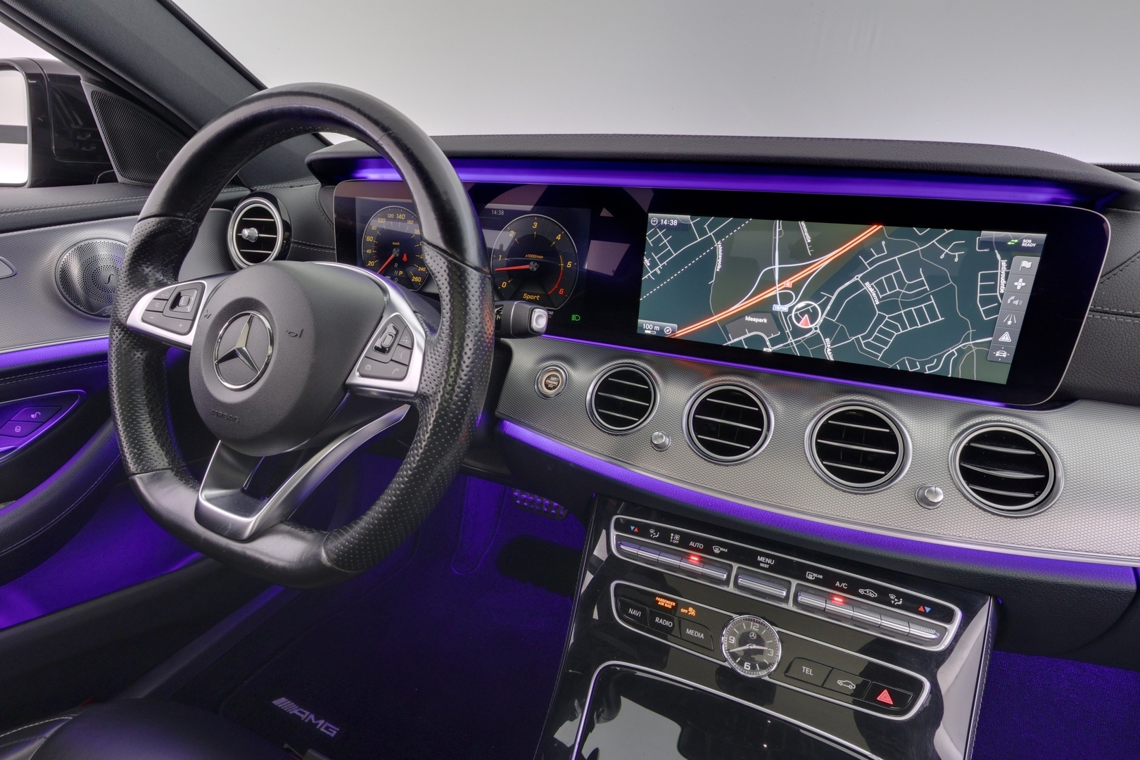 MERCEDES-BENZ E 2017