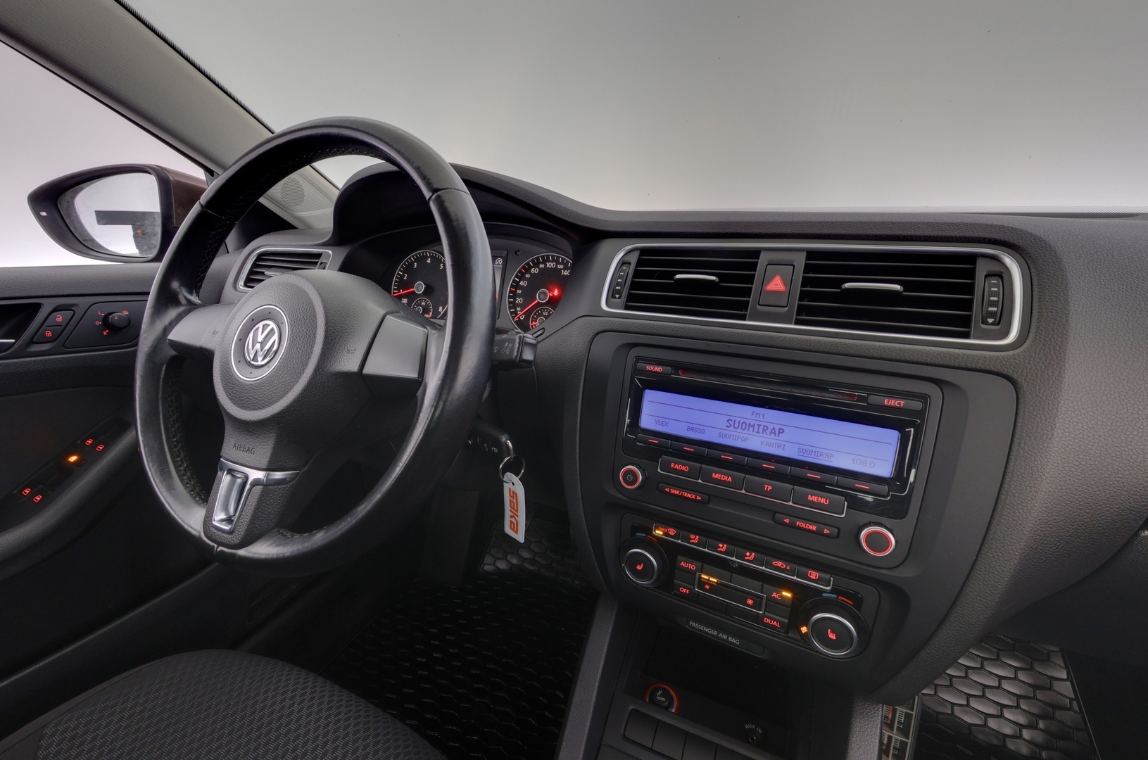 VOLKSWAGEN Jetta 2011