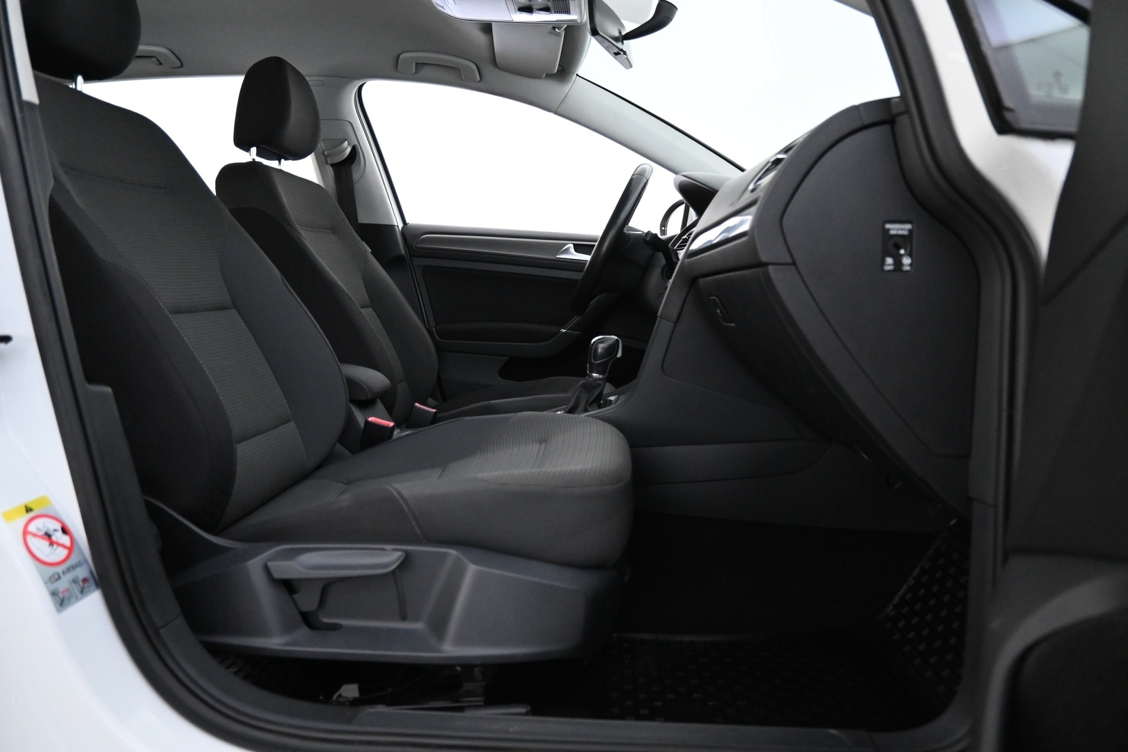 VOLKSWAGEN Golf 2013