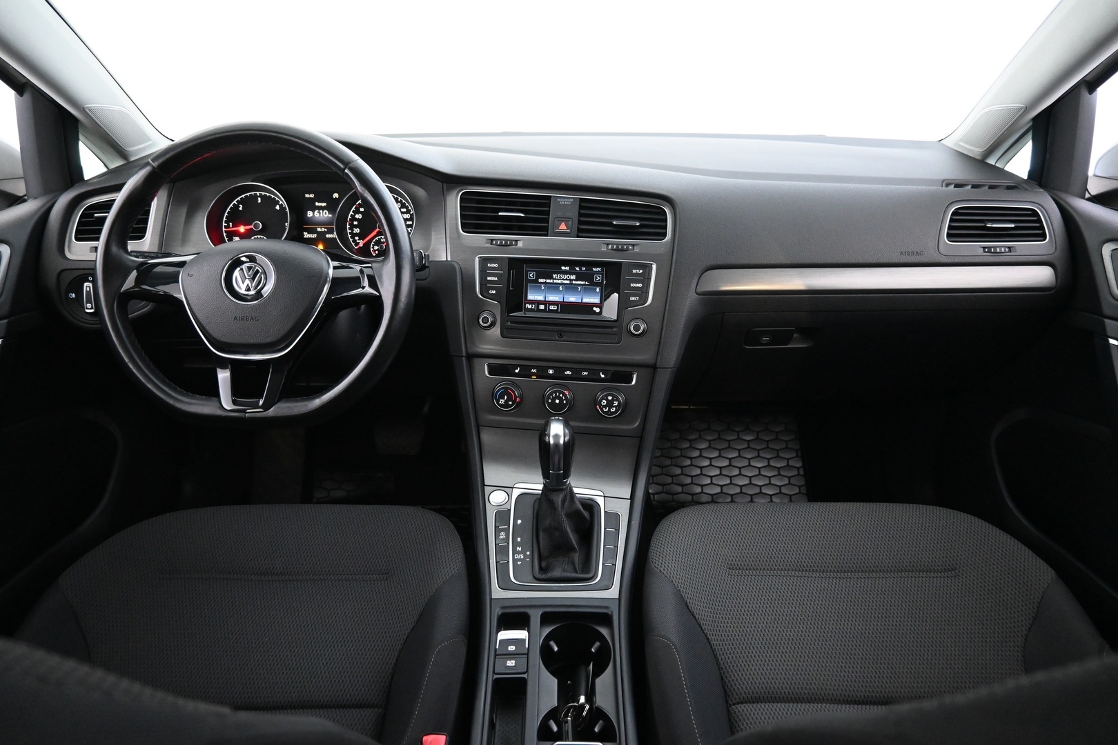 VOLKSWAGEN Golf 2013