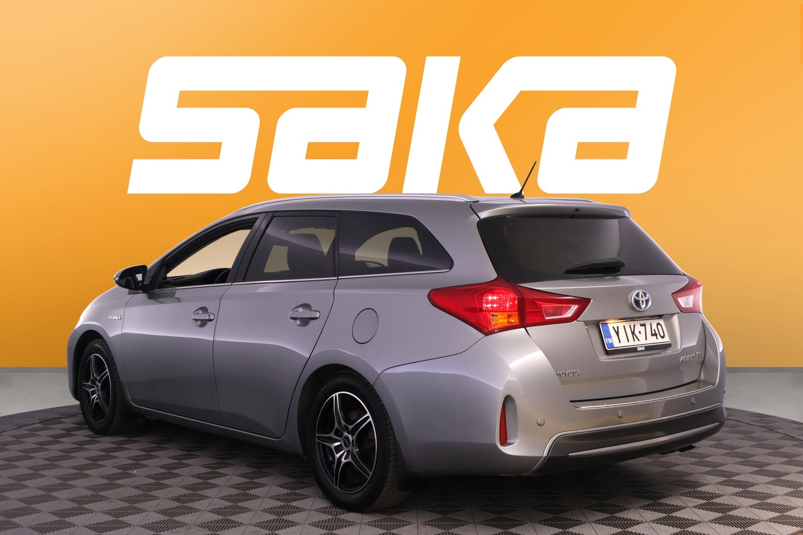 TOYOTA Auris 2013