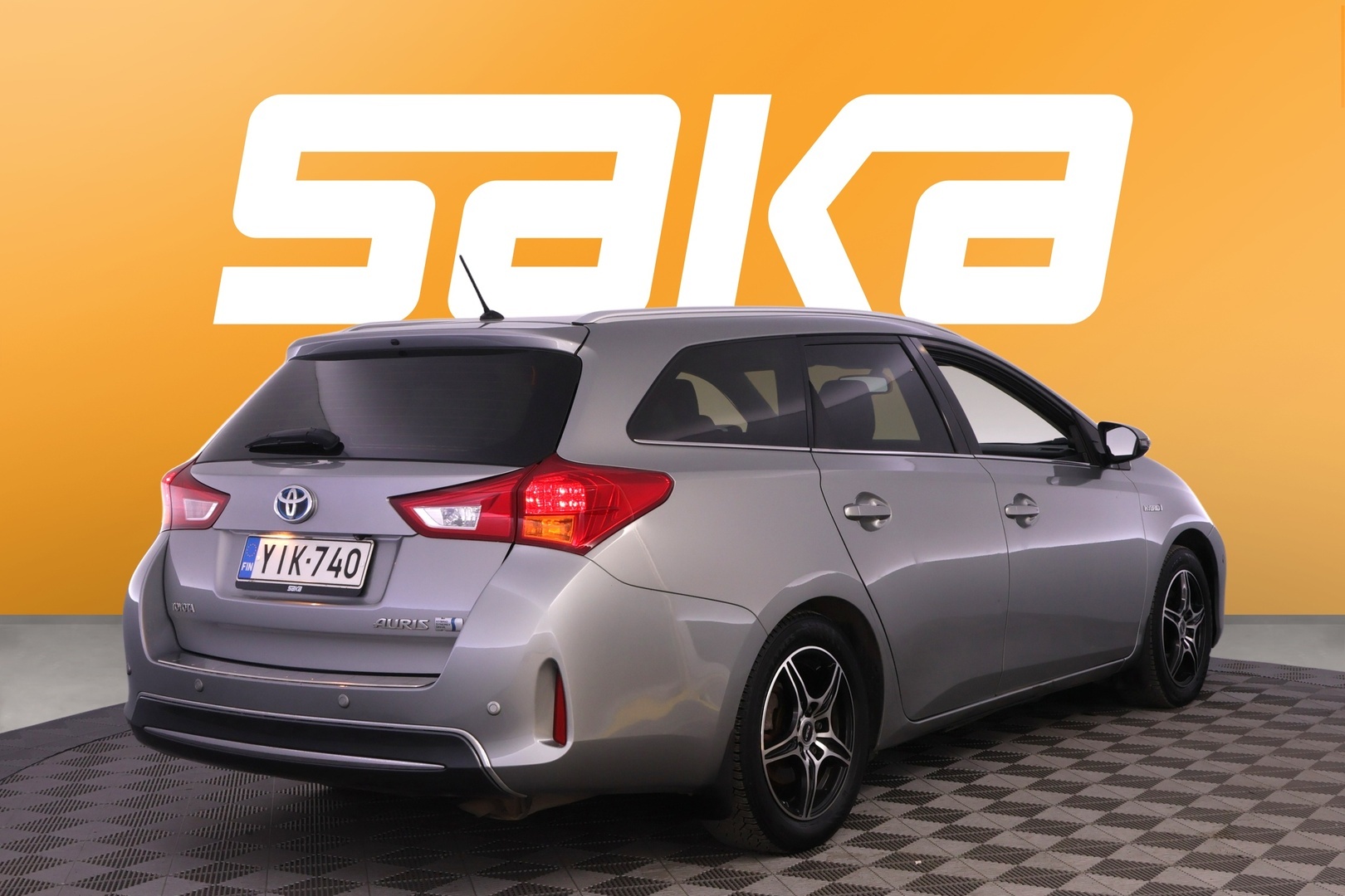 TOYOTA Auris 2013