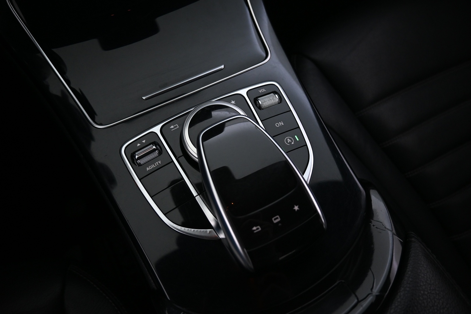 MERCEDES-BENZ C 2014