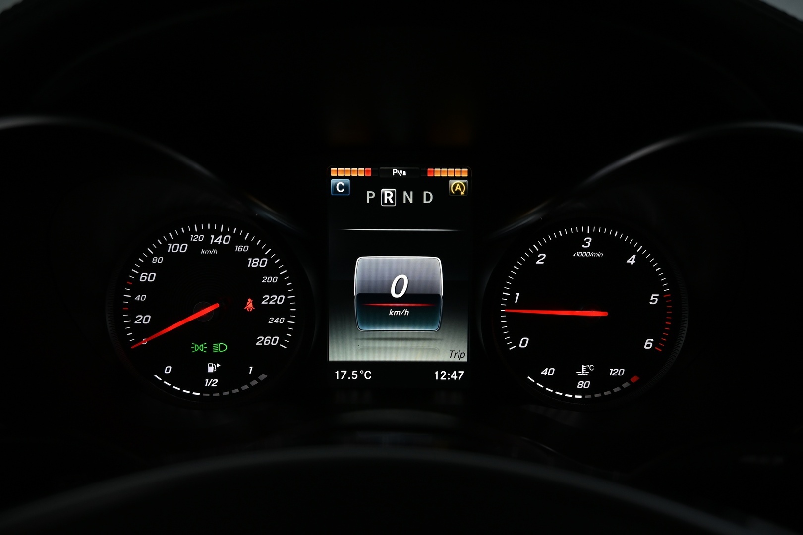 MERCEDES-BENZ C 2014