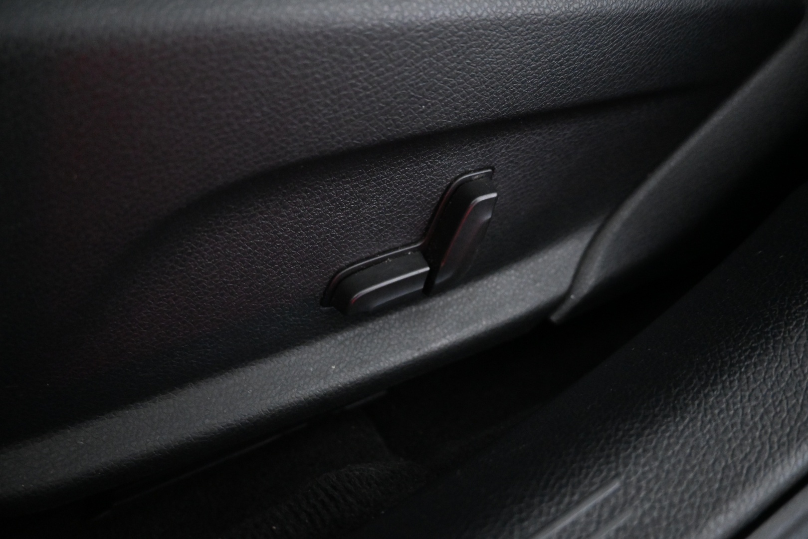 MERCEDES-BENZ C 2014