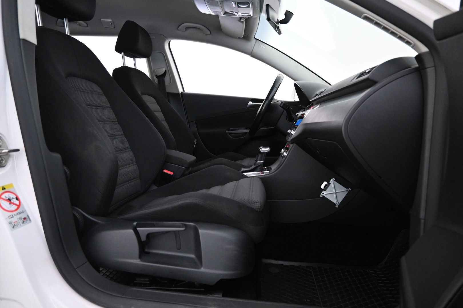 VOLKSWAGEN Passat 2010