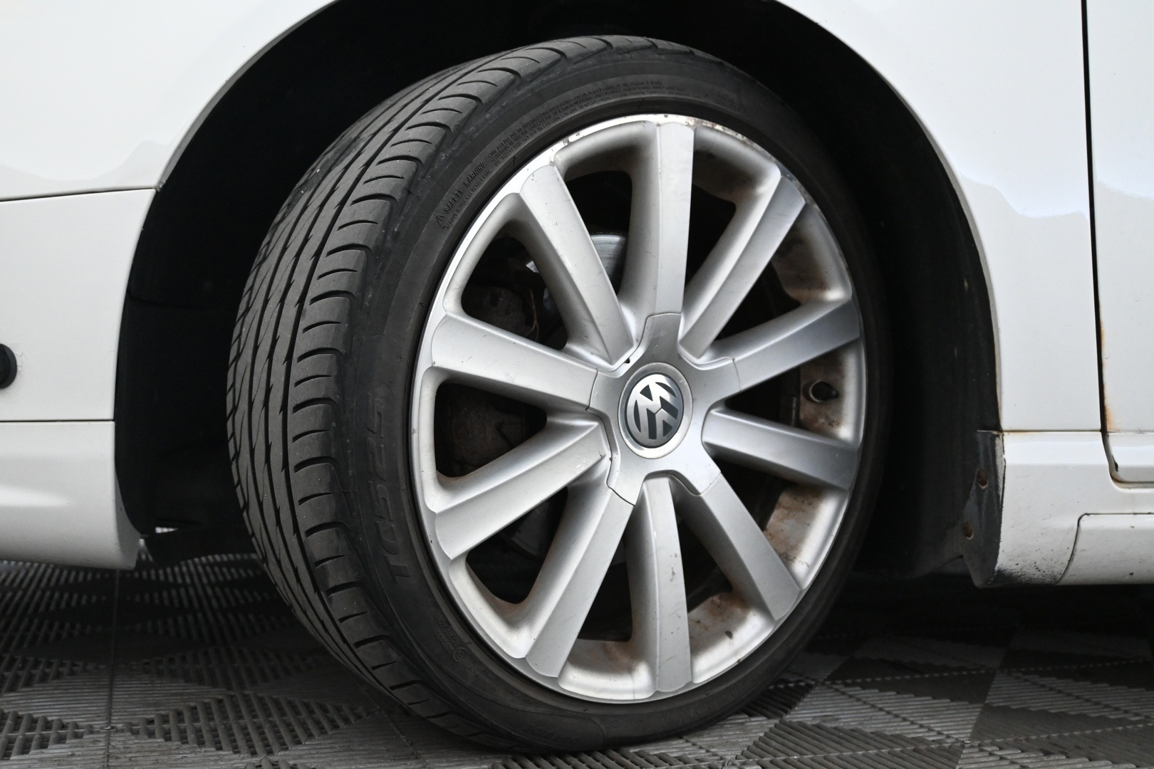VOLKSWAGEN Passat 2010