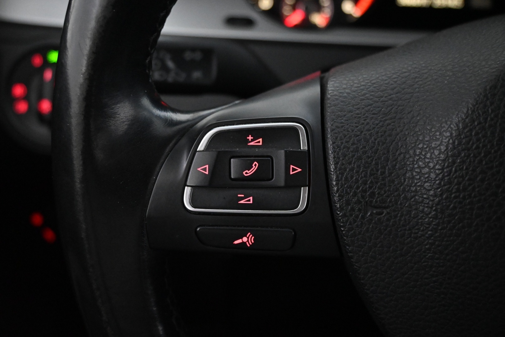 VOLKSWAGEN Passat 2010