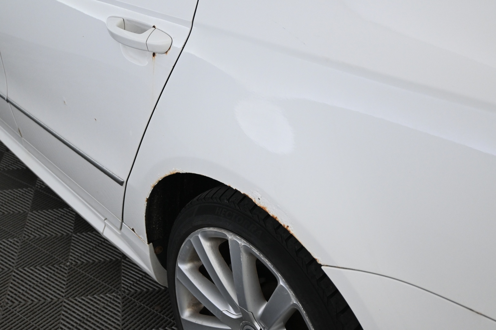 VOLKSWAGEN Passat 2010