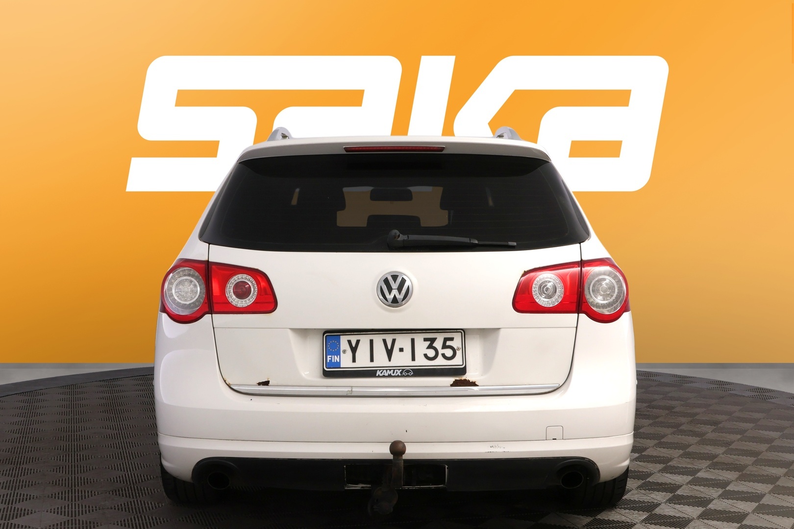 VOLKSWAGEN Passat 2010