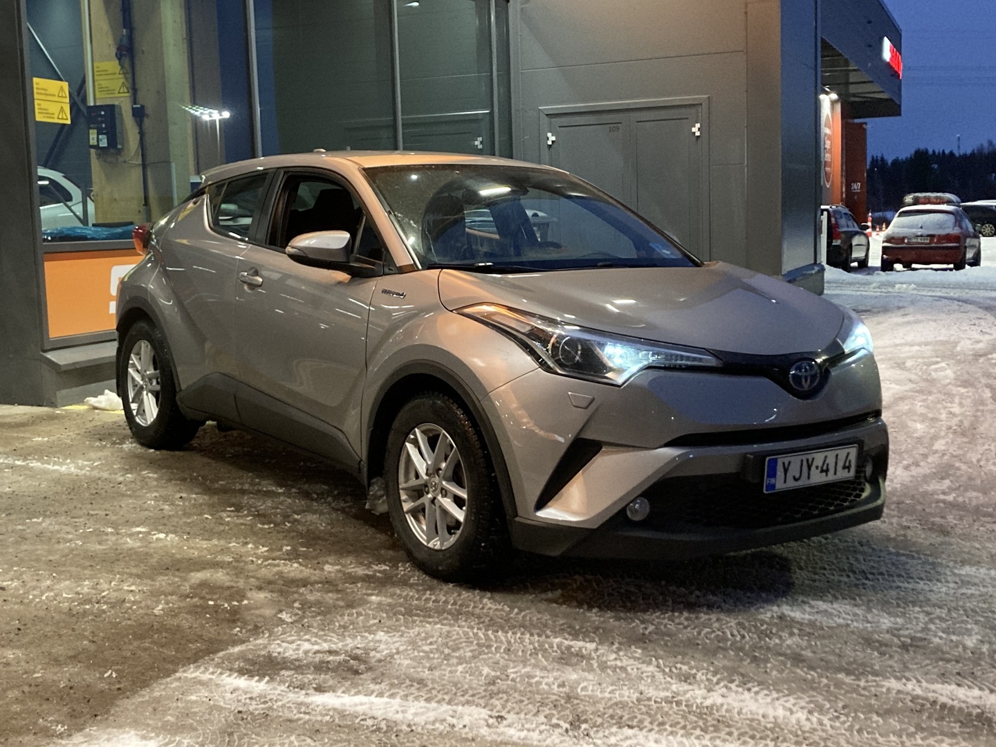 TOYOTA C-HR 2018