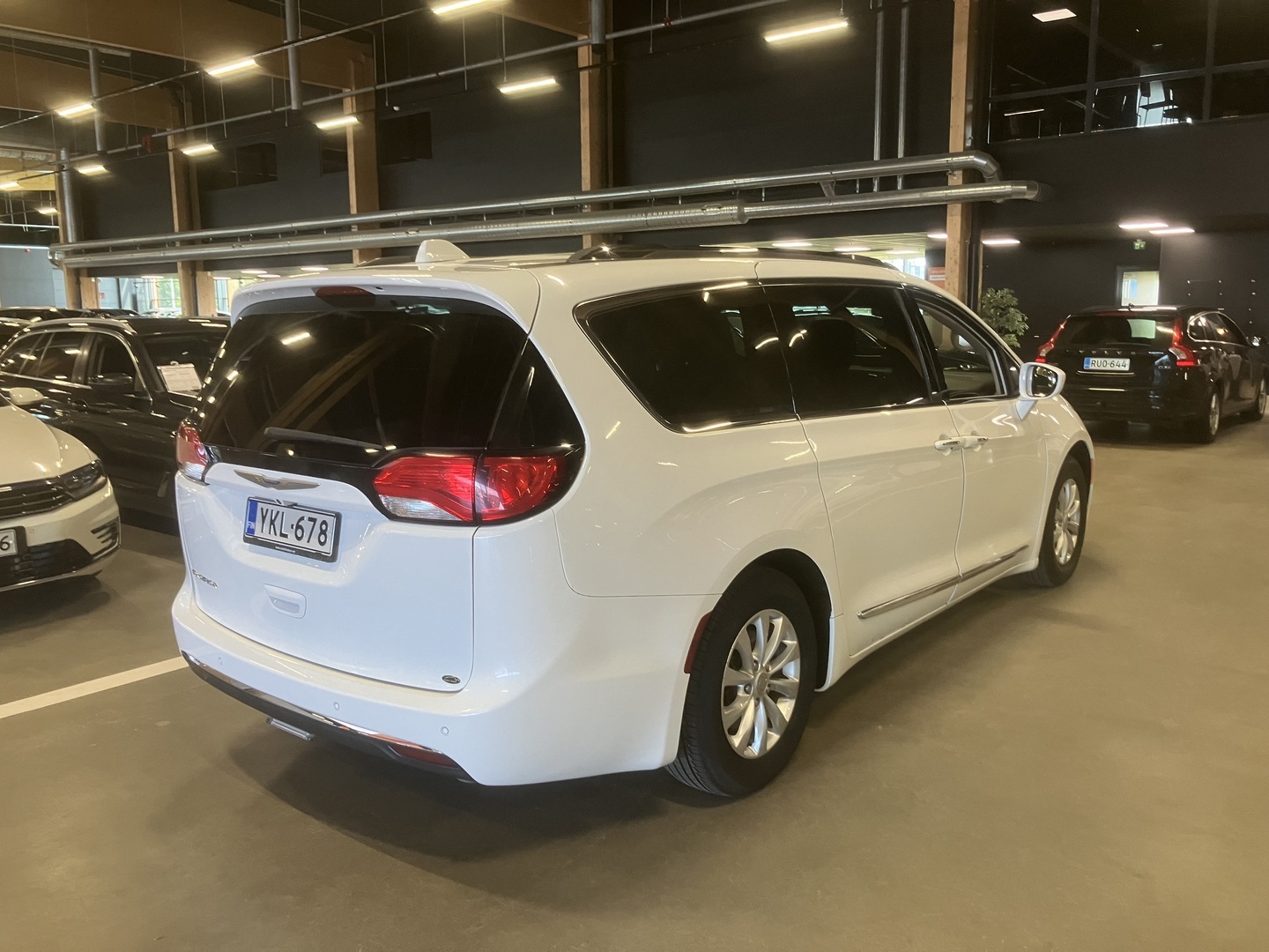 CHRYSLER PACIFICA 2018
