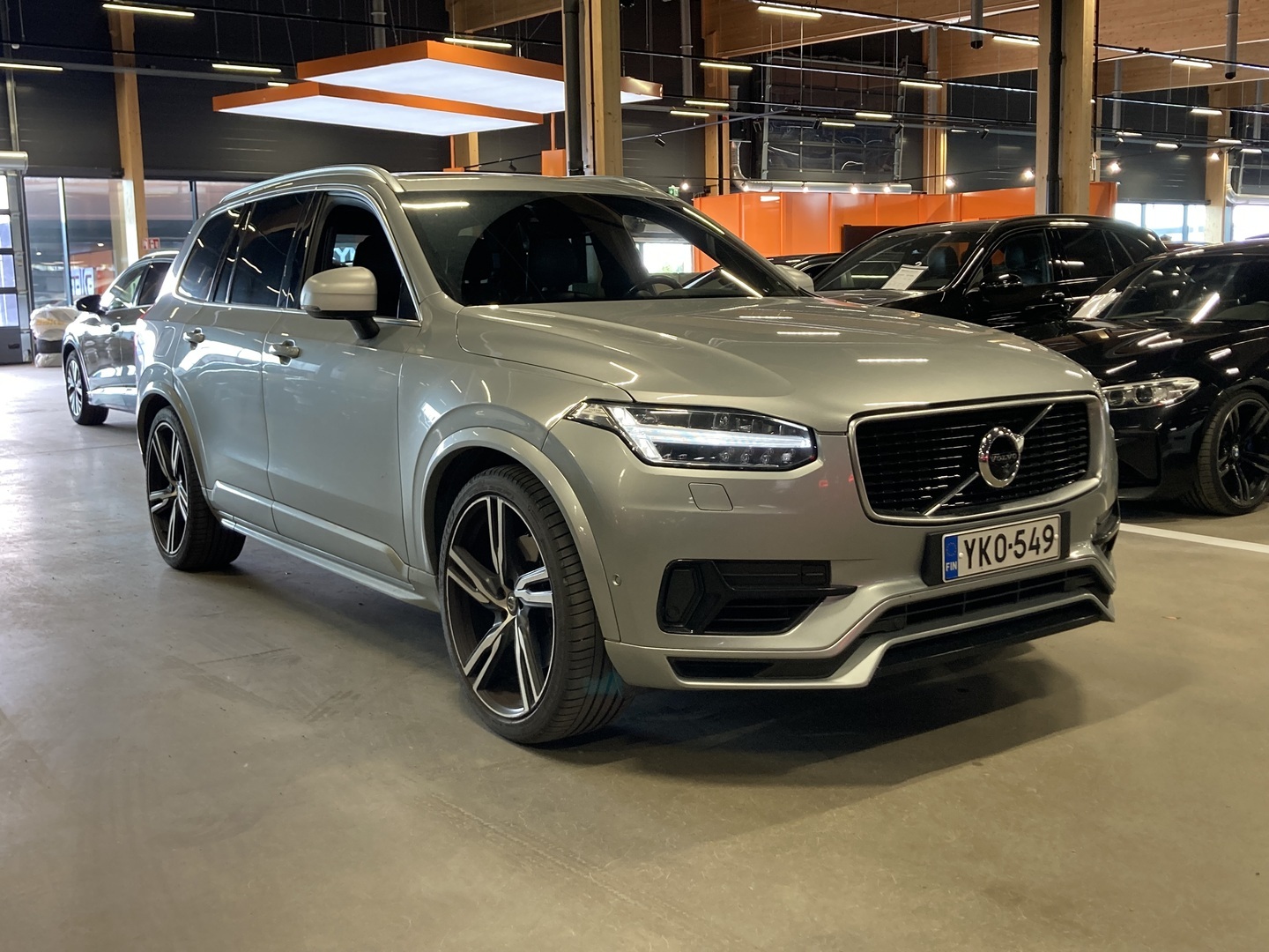 VOLVO XC90 2019