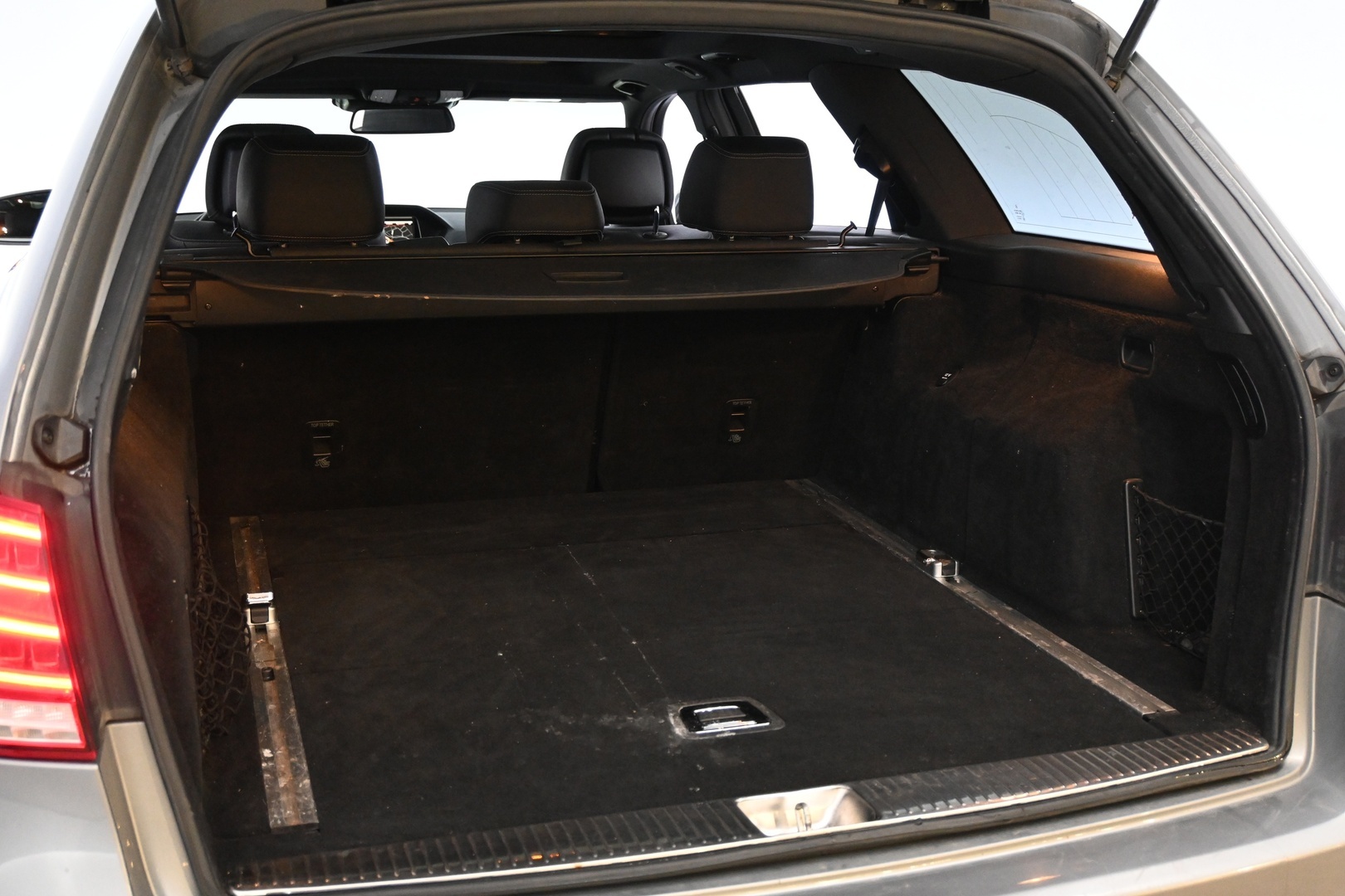 MERCEDES-BENZ E 2015