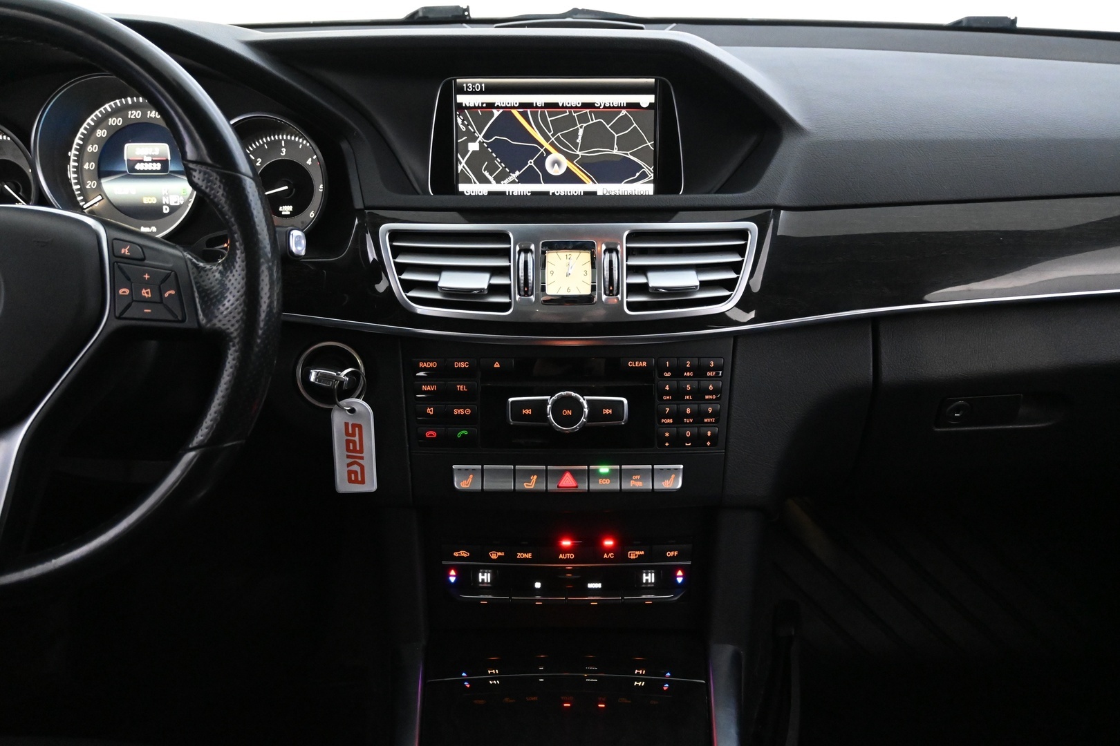 MERCEDES-BENZ E 2015